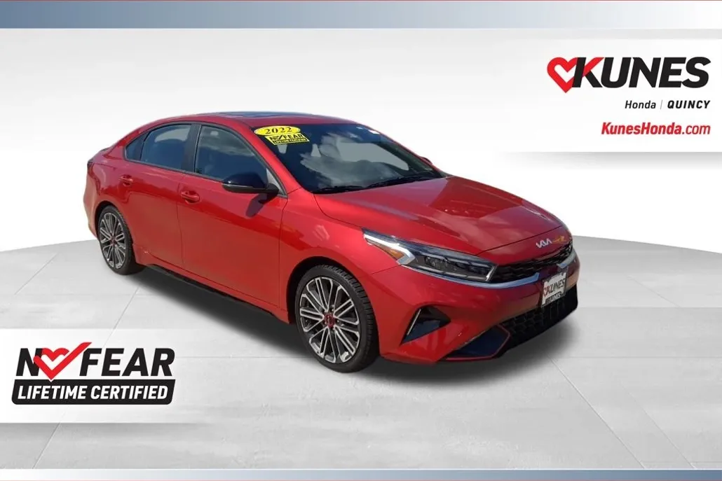 2022 Kia Forte GT photo 1