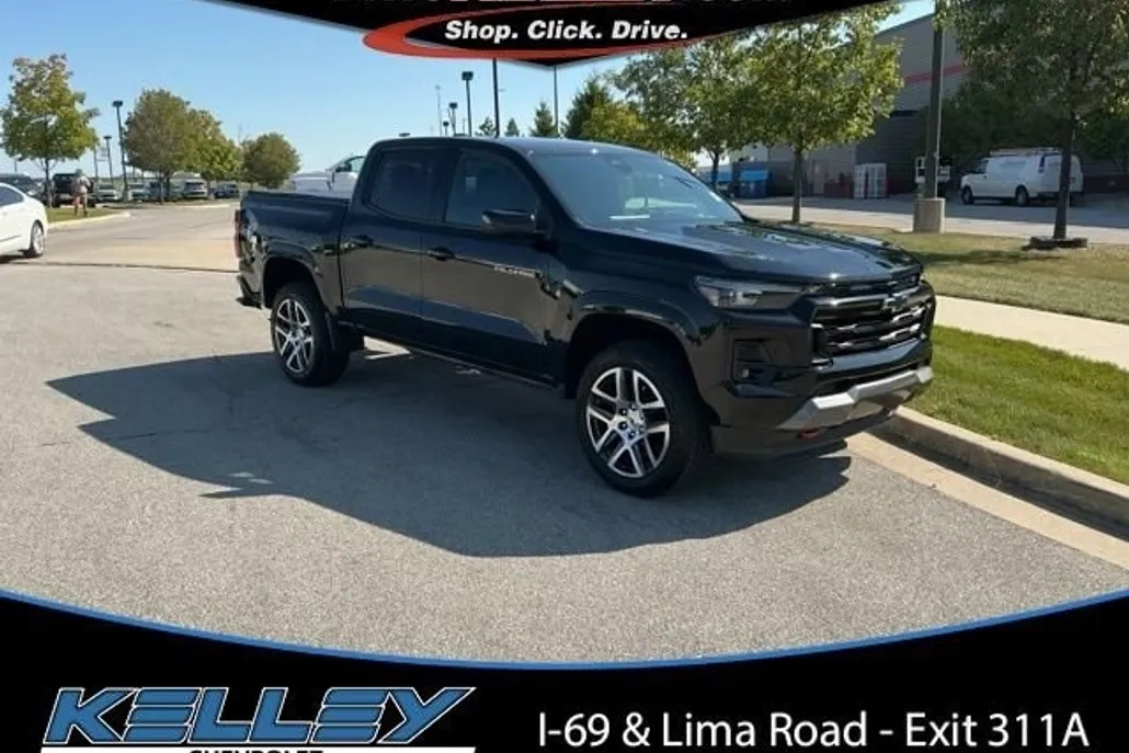 2023 Chevrolet Colorado Z71 photo 1