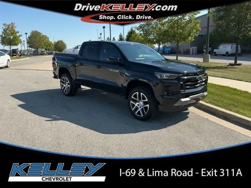 2023 Chevrolet Colorado Z71 photo 1