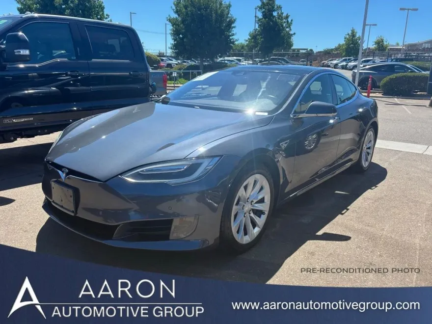 2016 Tesla Model S 75 photo 1