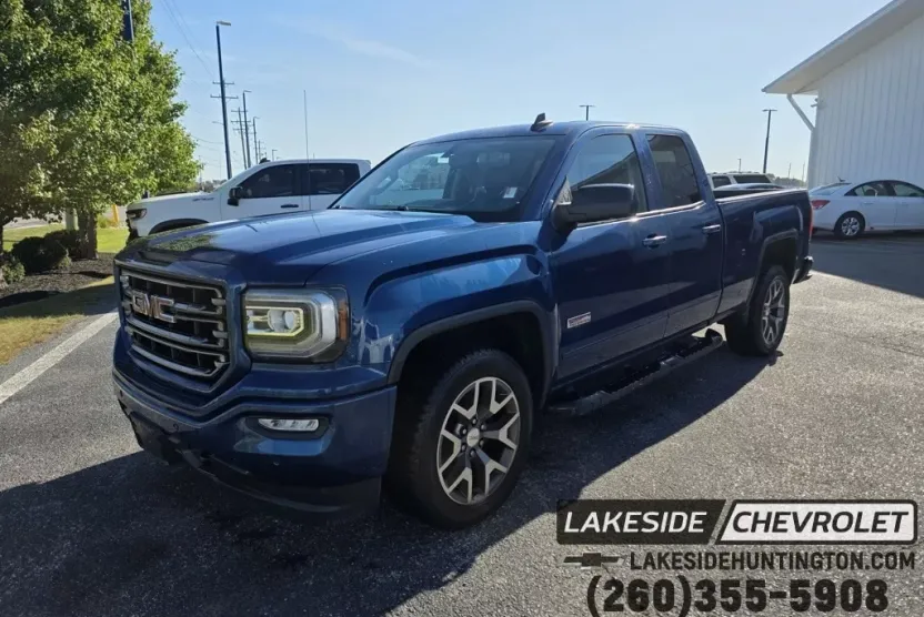 2017 Gmc Sierra 1500 SLT photo 1