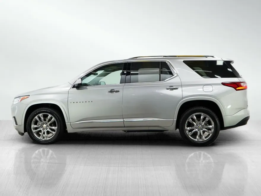 2019 Chevrolet Traverse High Country photo 1