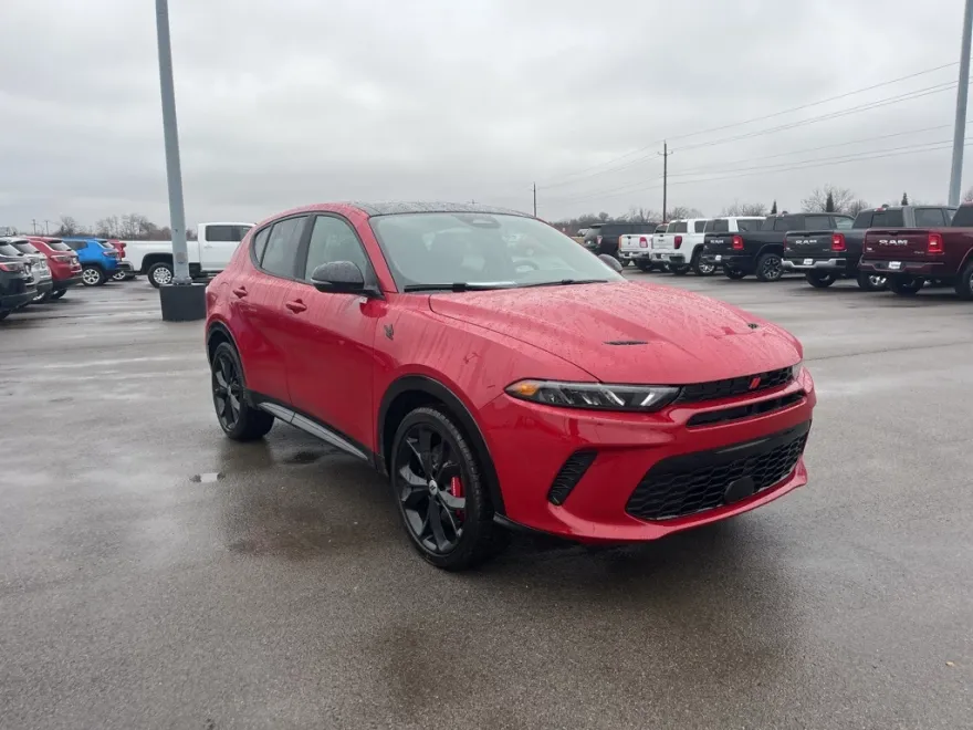 2025 Dodge Hornet R/T Plus photo 1