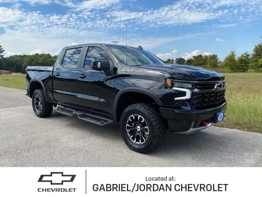 2024 Chevrolet Silverado 1500 ZR2 photo 1