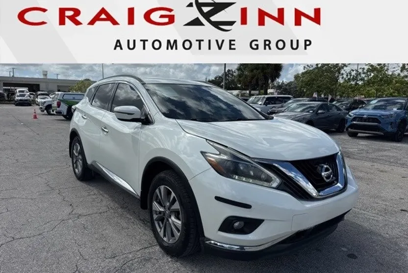 2018 Nissan Murano SV photo 1
