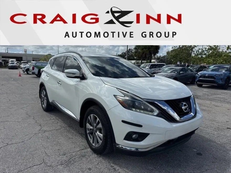 2018 Nissan Murano SV photo 1