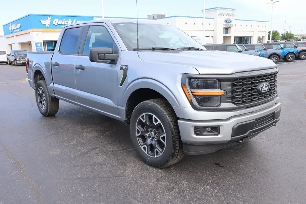 2025 Ford F-150 STX photo 1