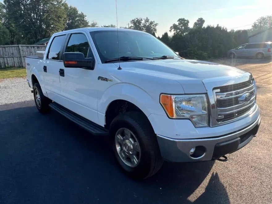 2013 Ford F-150 XLT photo 1
