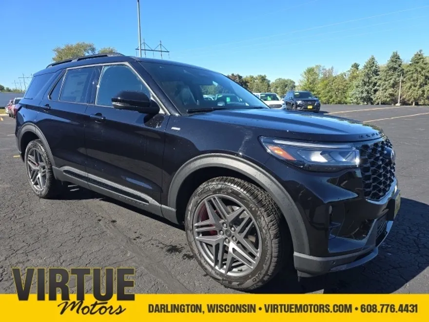 2025 Ford Explorer ST-Line photo 1