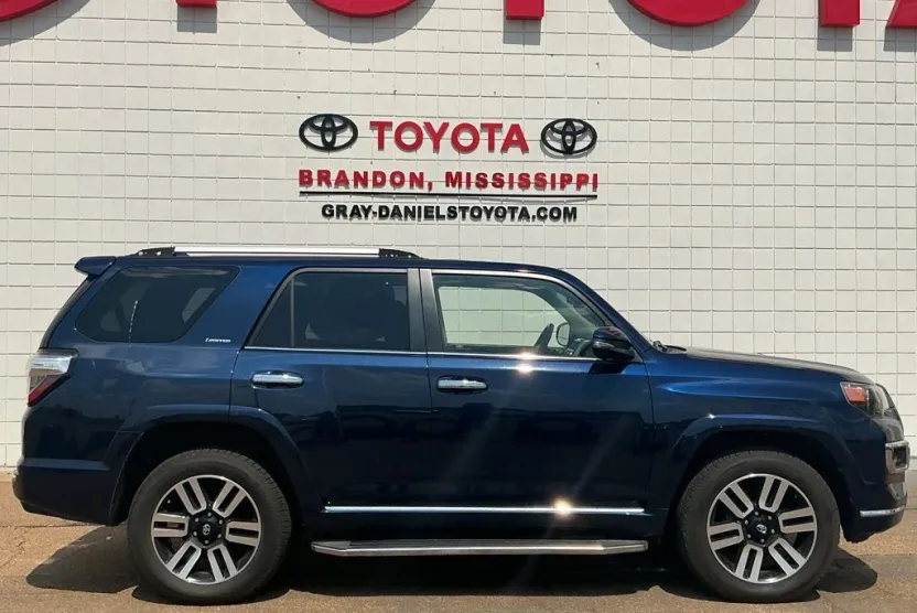 2014 Toyota 4Runner Limited photo 1