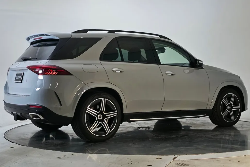 2024 Mercedes Benz GLE 580 photo 1