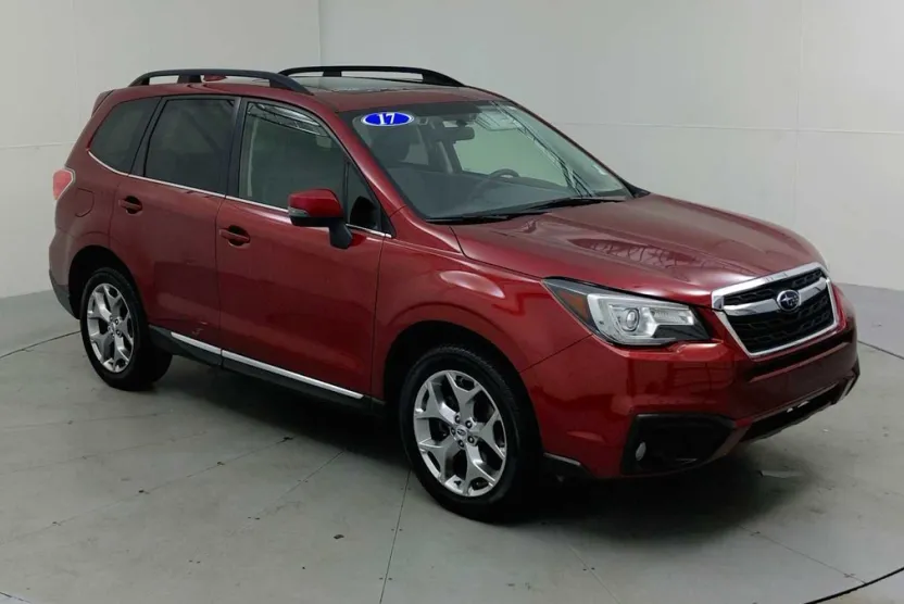2017 Subaru Forester 2.5i Touring photo 1