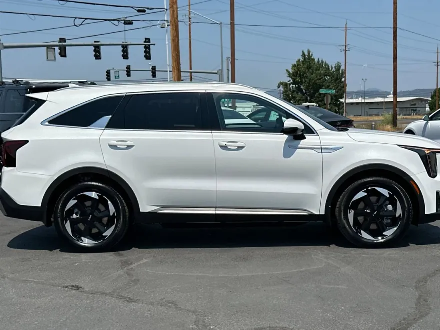 2025 Kia Sorento Hybrid EX photo 1