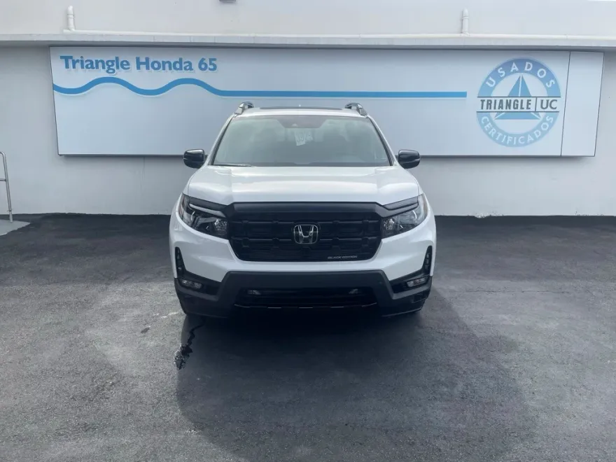 2025 Honda Ridgeline Black Edition photo 1