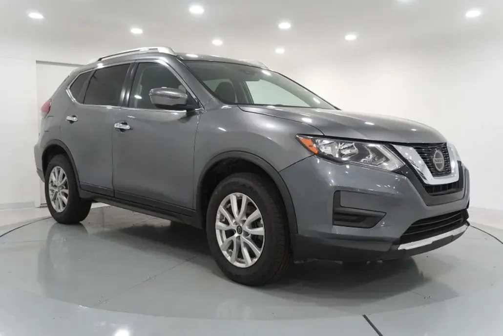 2020 Nissan Rogue SV AWD photo 1