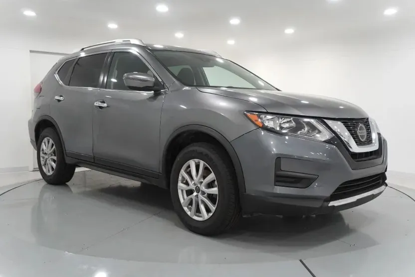 2020 Nissan Rogue SV AWD photo 1