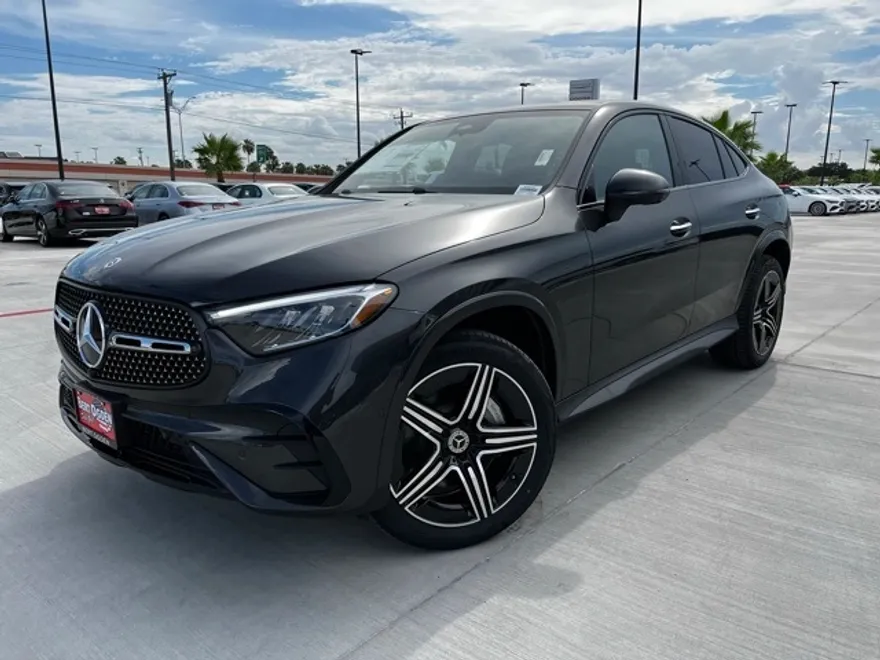 2026 Mercedes Benz GLC 300 4MATIC photo 1