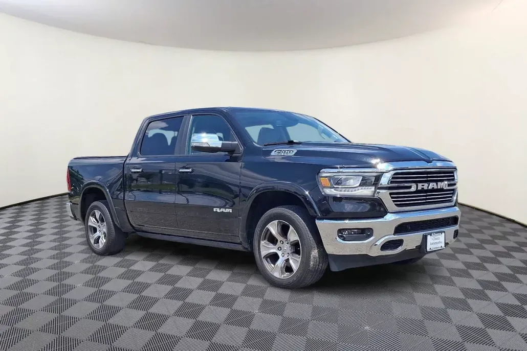2020 Ram 1500 Laramie photo 1