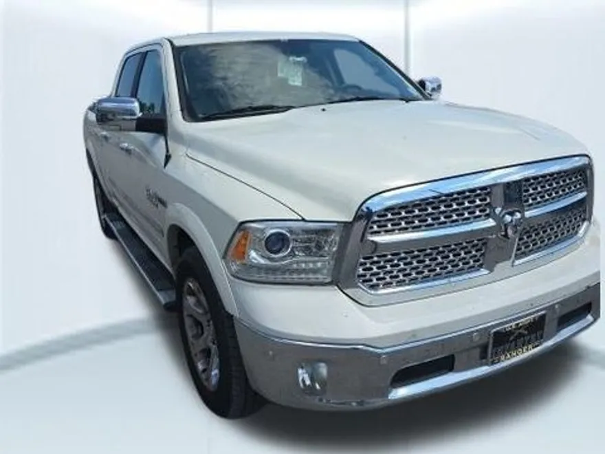 2018 Ram 1500 Laramie photo 1