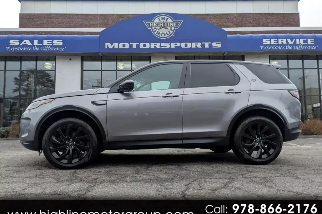 2021 Land Rover Discovery Sport SE photo 1