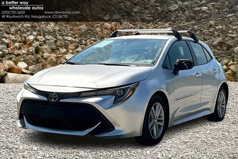 2022 Toyota Corolla SE photo 1