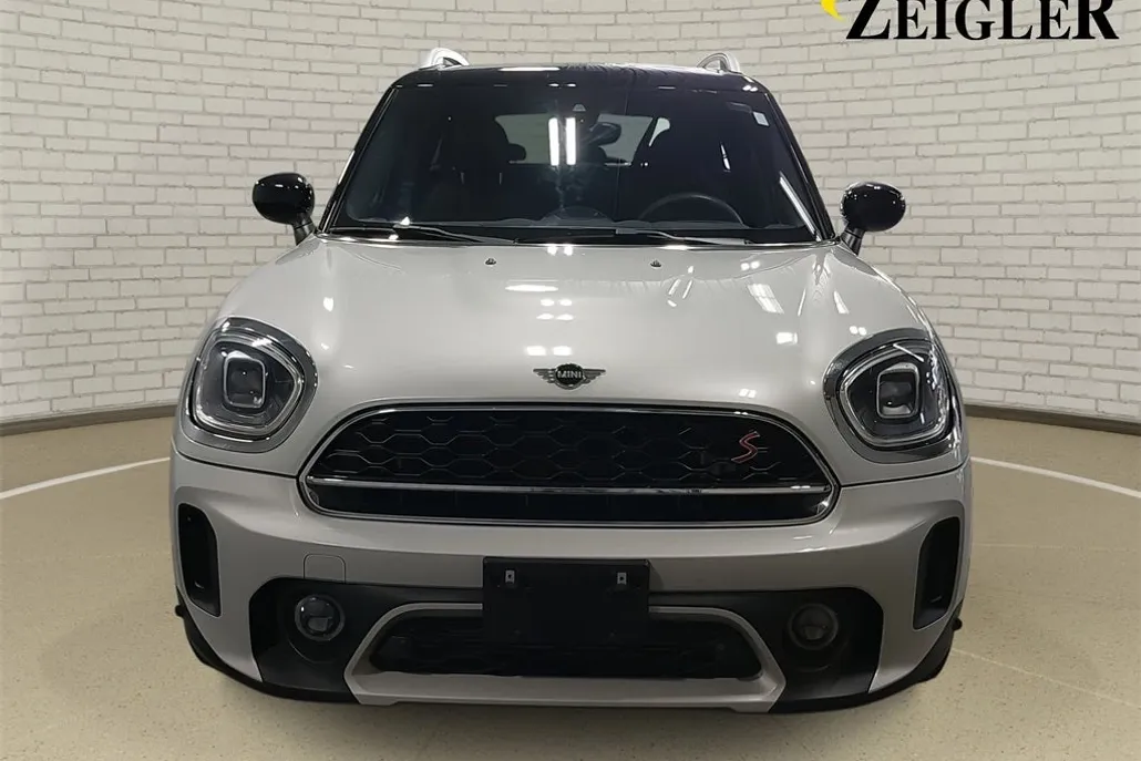 2023 Mini Countryman ALL4 S photo 1