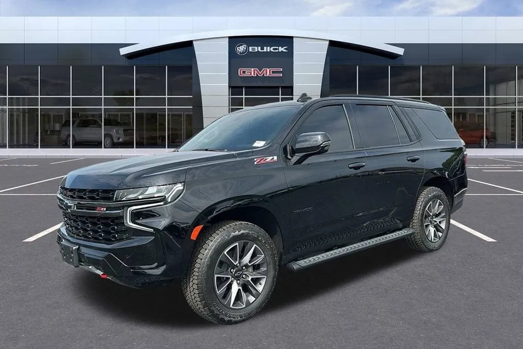 2021 Chevrolet Tahoe Z71 photo 1