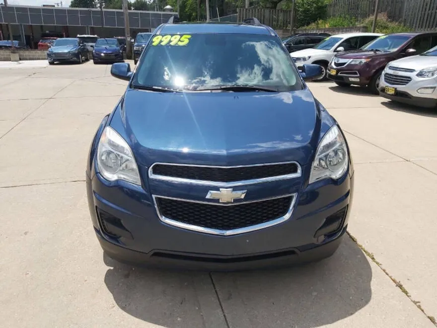 2016 Chevrolet Equinox LT photo 1