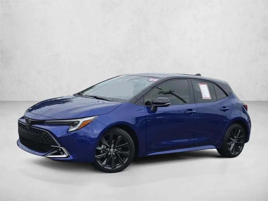 2025 Toyota Corolla XSE photo 1