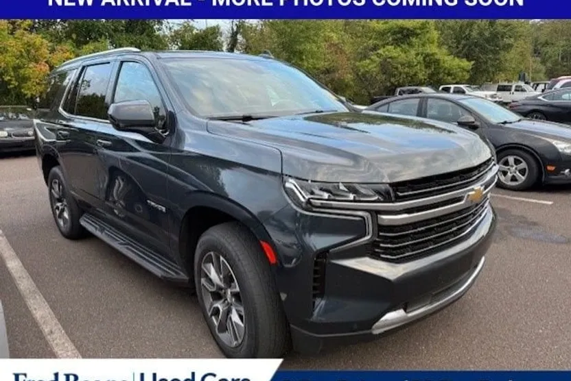 2022 Chevrolet Tahoe LT photo 1