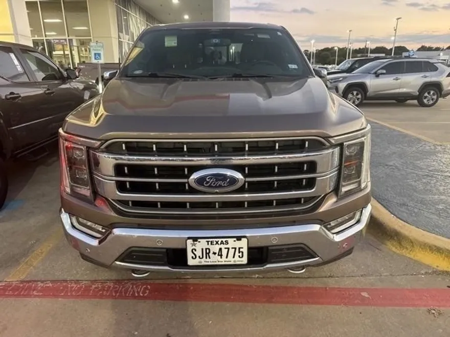 2022 Ford F-150 Lariat photo 1