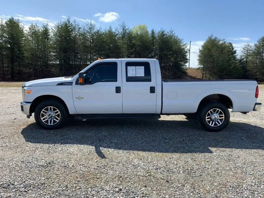 2016 Ford F-350 XLT photo 1