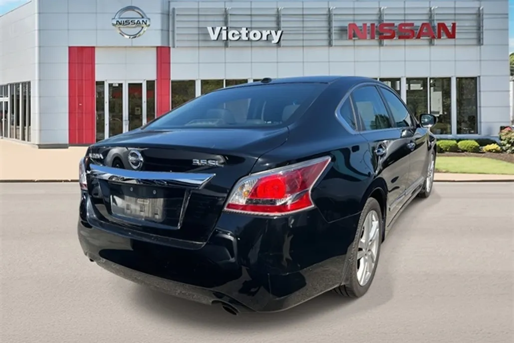 2015 Nissan Altima 3.5 SL photo 1