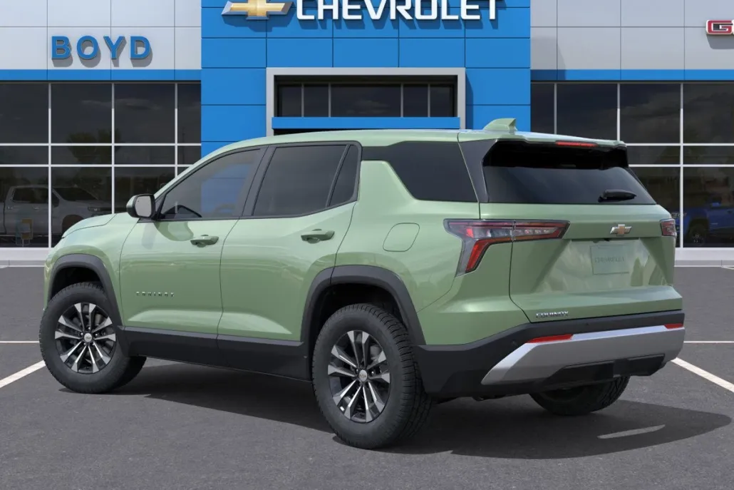 2025 Chevrolet Equinox LT photo 1