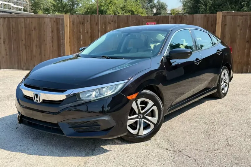 2018 Honda Civic LX photo 1