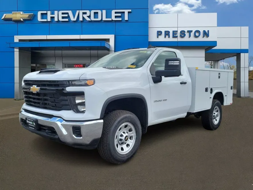 2024 Chevrolet Silverado 3500HD photo 1