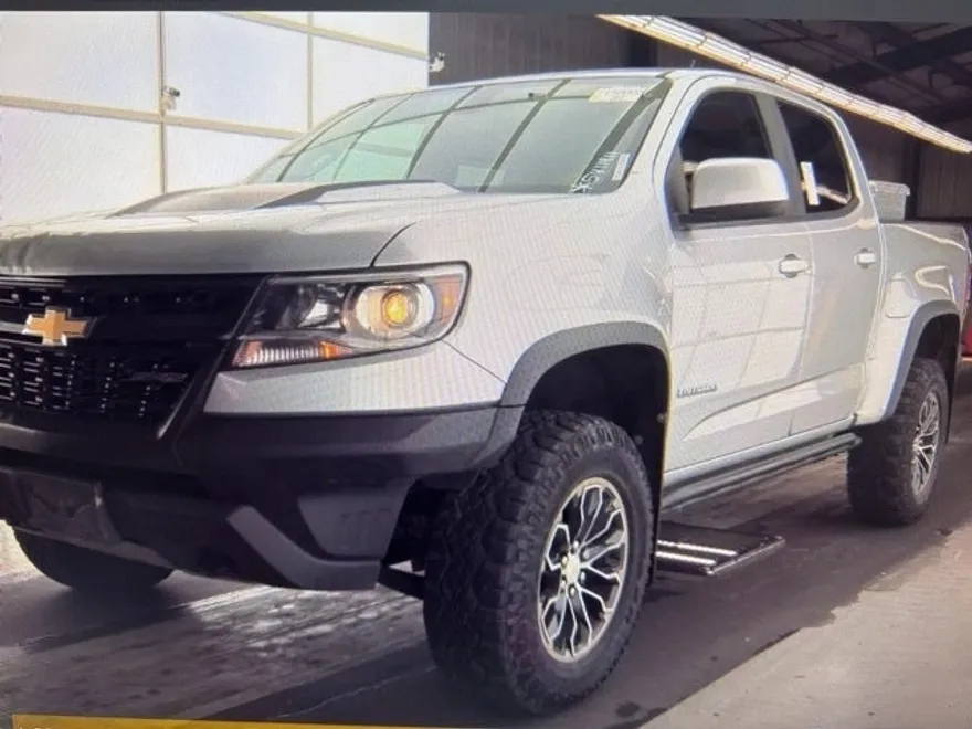 2017 Chevrolet Colorado ZR2 photo 1