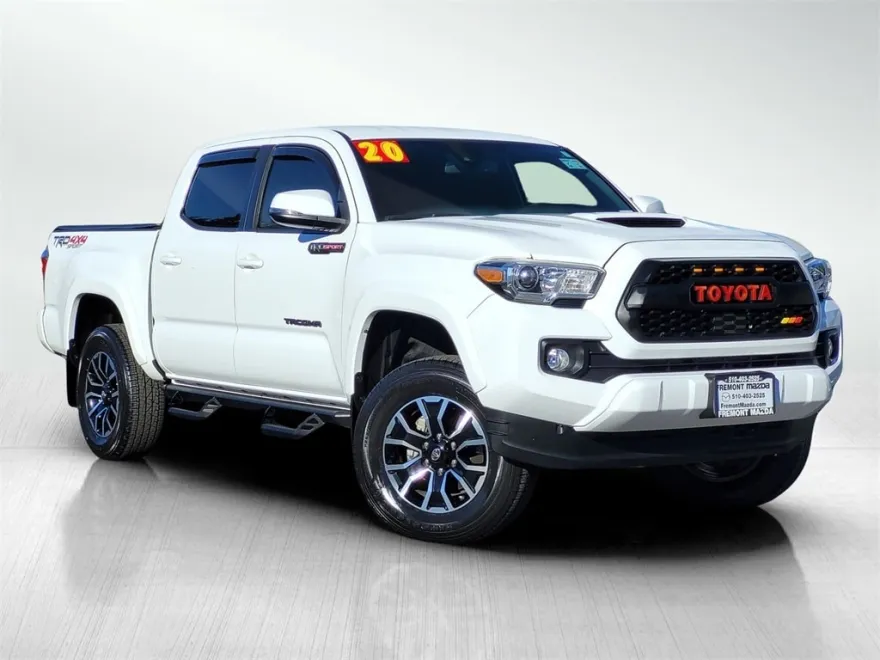 2020 Toyota Tacoma TRD Sport photo 1