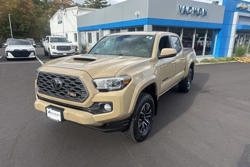 2020 Toyota Tacoma 4x4 SR5 photo 1
