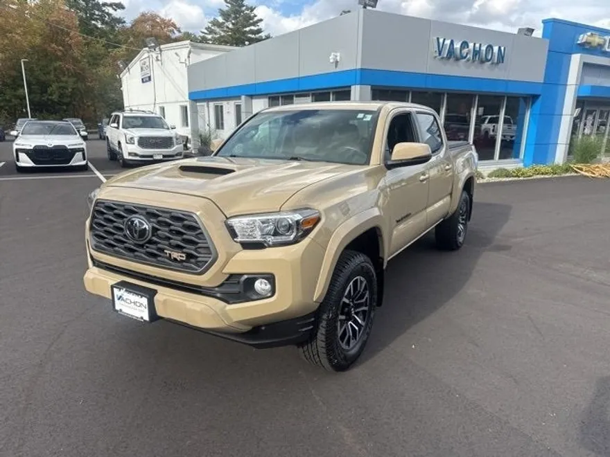 2020 Toyota Tacoma 4x4 SR5 photo 1