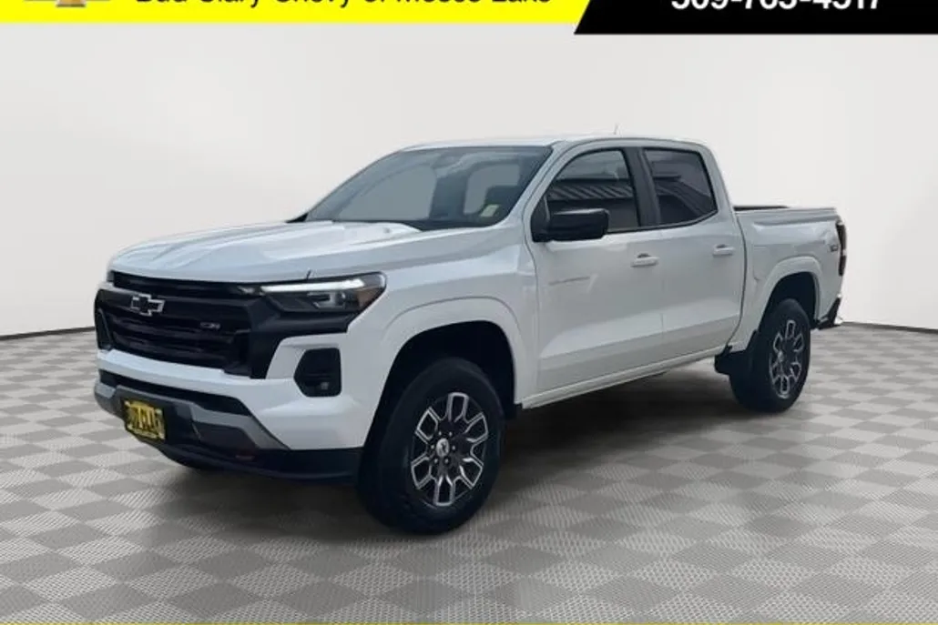 2025 Chevrolet Colorado Z71 photo 1