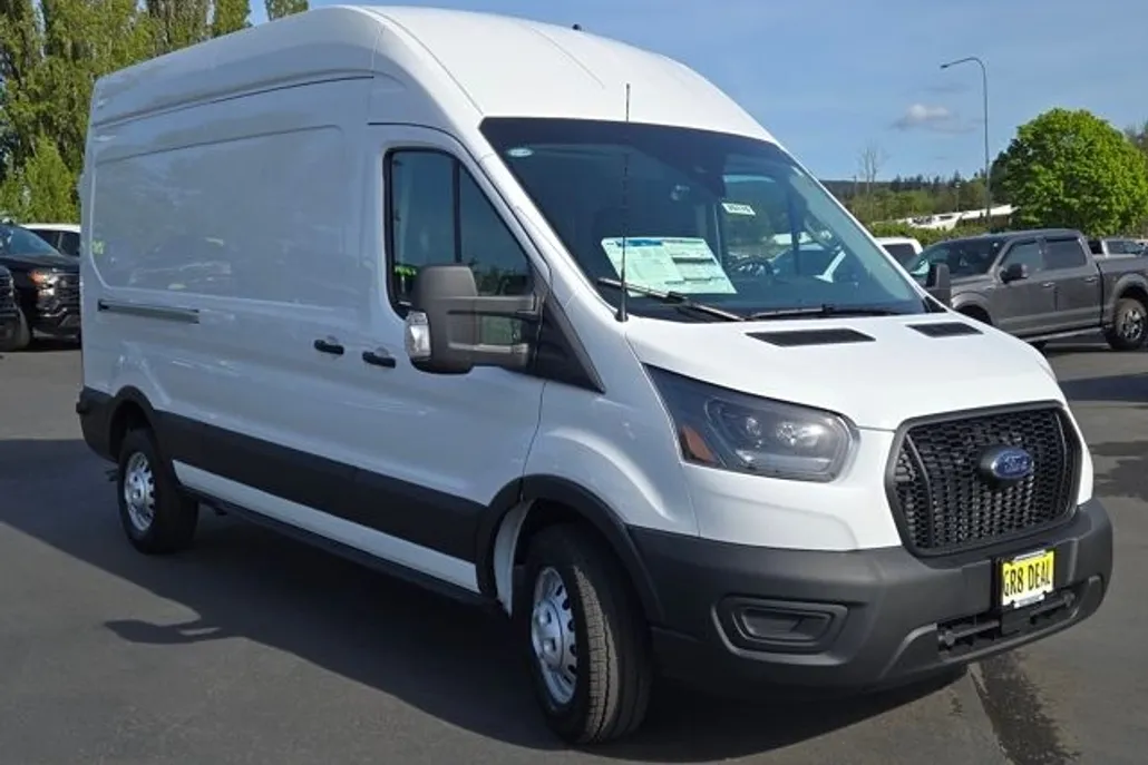 2025 Ford Transit photo 1