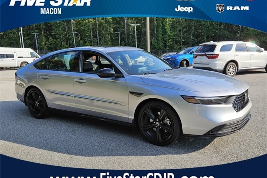 2023 Honda Accord Hybrid Sport-L photo 1