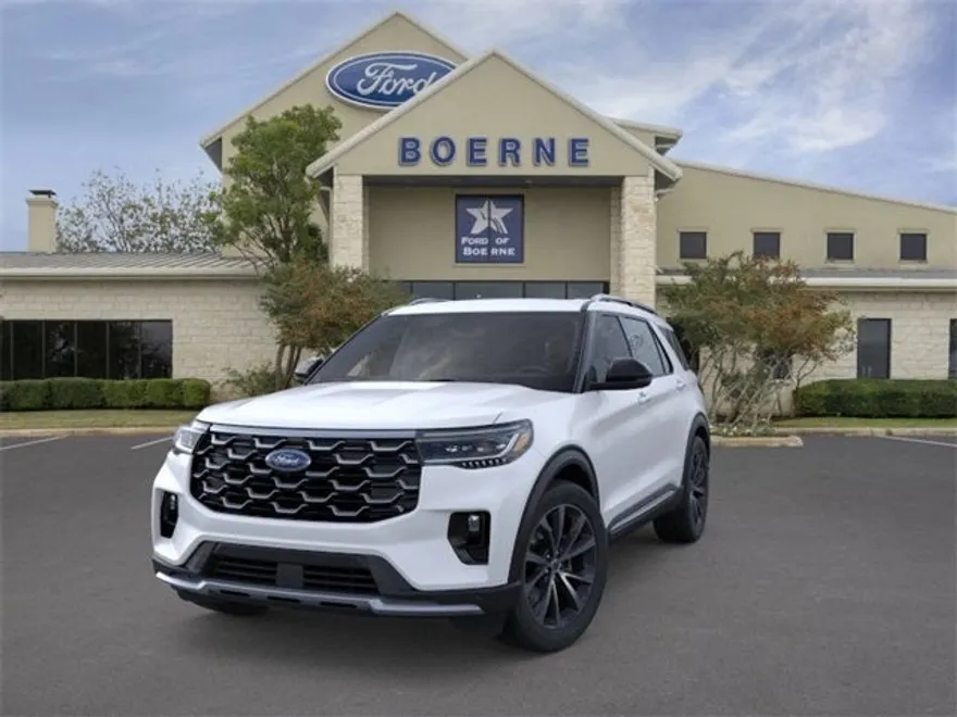 2025 Ford Explorer Platinum photo 1