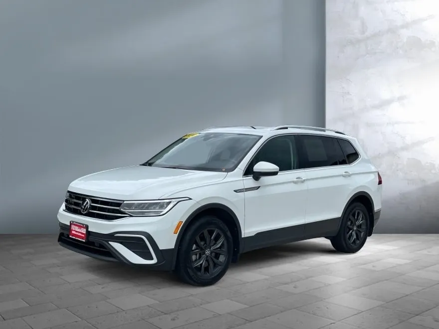 2024 Volkswagen Tiguan SE Wolfsburg Edition photo 1
