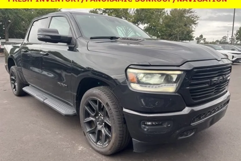 2023 Ram 1500 Laramie photo 1