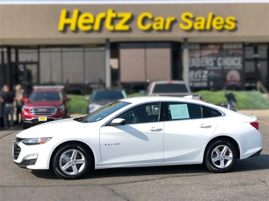 2024 Chevrolet Malibu 1LT photo 1