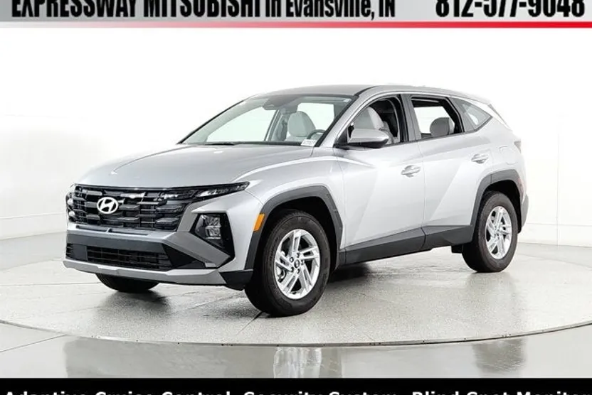 2025 Hyundai Tucson SE photo 1