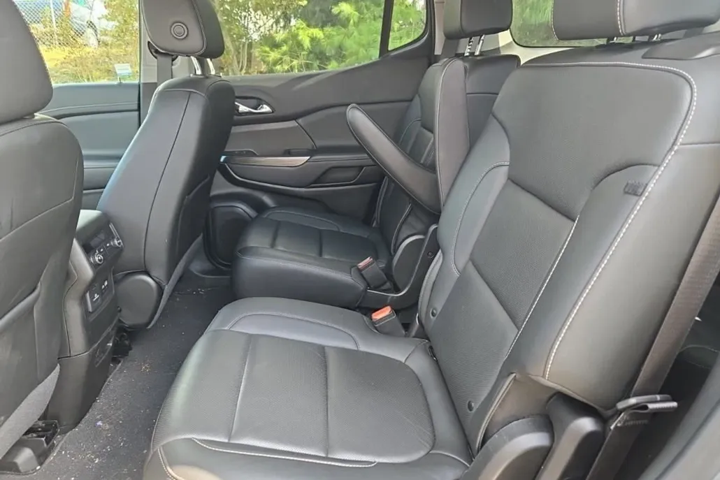 2023 Gmc Acadia SLT photo 1