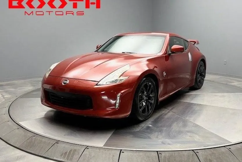 2016 Nissan 370Z photo 1